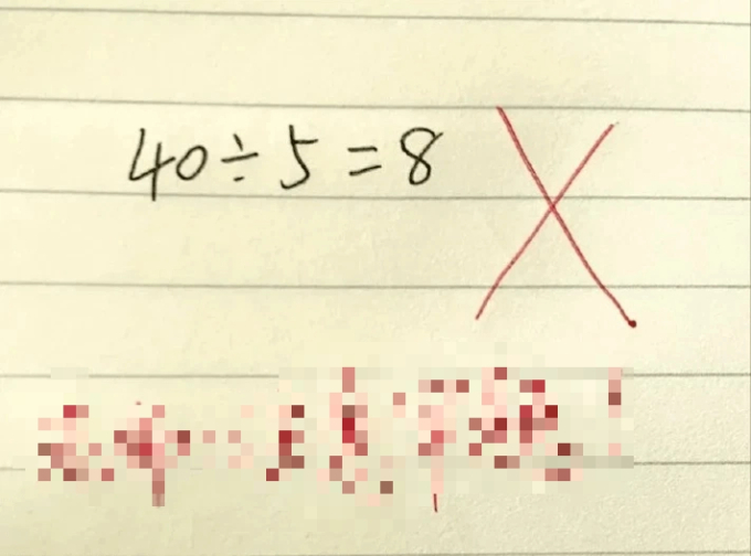 Con làm phép tính 40:5=8 bị gạch sai, người mẹ bức xúc lên trường ‘kiện’ thì bị cô giáo phán xanh rờn: Chị xem lại kiến thức đi!