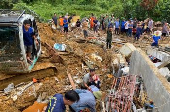 Vụ sạt lở đất vùi lấp nhiều nhà dân, xe ôtô: Tìm thấy 1 người tuvong, số nạn nhân có thể còn tăng