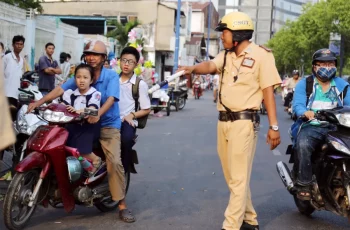 Từ 15/2/2025: Dù người dân không vi phạm luật giao thông, CSGT vẫn có quyền dừng xe kiểm tra trong 4 tình huống này, ai không biết là dễ mất ngay chục triệu – News